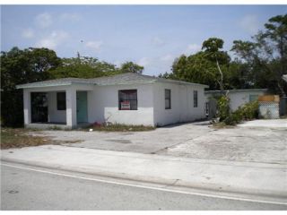 Foreclosed Home - 540 W 1ST ST, 33404