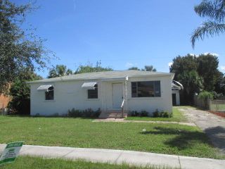Foreclosed Home - 247 W 25TH ST, 33404