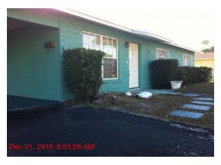 Foreclosed Home - 4420 N SHORE DR, 33407