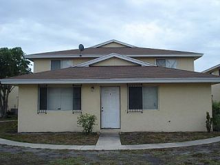Foreclosed Home - 725 W TIFFANY DR APT 1, 33407