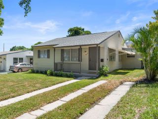 Foreclosed Home - 812 32ND ST, 33407