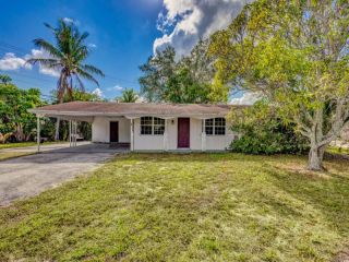 Foreclosed Home - 9414 N MILITARY TRL, 33410