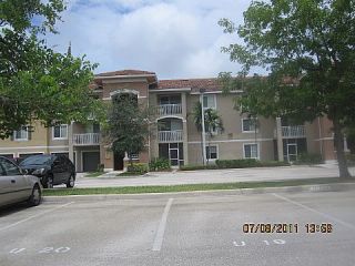 Foreclosed Home - 6386 EMERALD DUNES DR APT 106, 33411