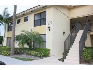 Foreclosed Home - 1566 LAKE CRYSTAL DR APT A, 33411