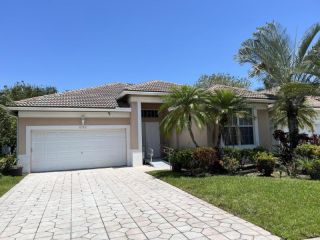 Foreclosed Home - 8785 SAN ANDROS, 33411