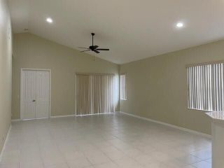 Foreclosed Home - 2440 SANDY CAY, 33411