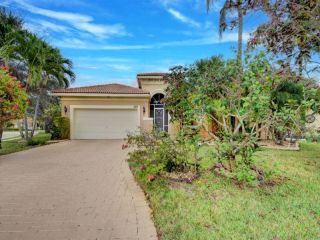 Foreclosed Home - 8371 MASTIC CAY, 33411