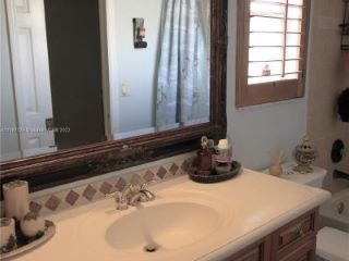 Foreclosed Home - List 100676812