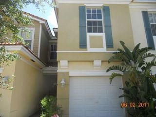 Foreclosed Home - 971 PIPERS CAY DR # 29, 33415