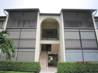 Foreclosed Home - 632 SEA PINE WAY APT D2, 33415
