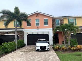 Foreclosed Home - 12820 TREVI ISLE DR, 33418