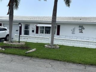 Foreclosed Home - List 100860002