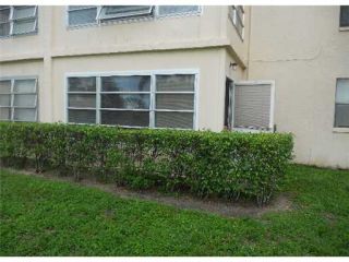 Foreclosed Home - 9355 SW 8TH ST APT 109, 33428