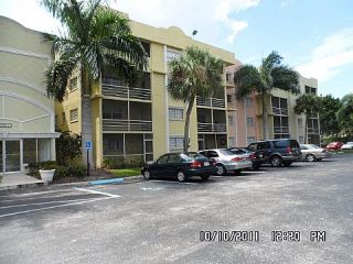Foreclosed Home - 22521 SW 66TH AVE APT 403, 33428