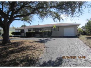 Foreclosed Home - 470 NE 34TH ST, 33431