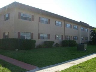 Foreclosed Home - 500 SW 2ND AVE, 33432