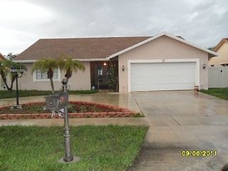 Foreclosed Home - 8907 SW 18TH RD, 33433