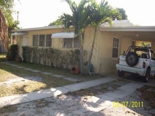 Foreclosed Home - 3635 SE 2ND ST, 33435