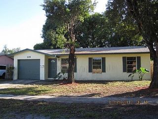 Foreclosed Home - 216 SW 4TH AVE, 33435