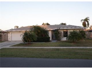 Foreclosed Home - 2412 SW 5TH ST, 33435