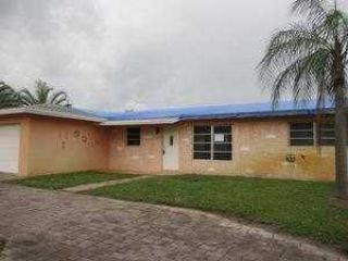 Foreclosed Home - 2602 Sw 8th St, 33435