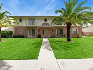 Foreclosed Home - 2033 S SEACREST BLVD APT A, 33435