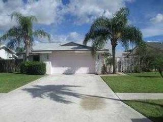 Foreclosed Home - 80 Baytree Cir, 33436