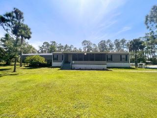 Foreclosed Home - 100 TAMPA AVE, 33440