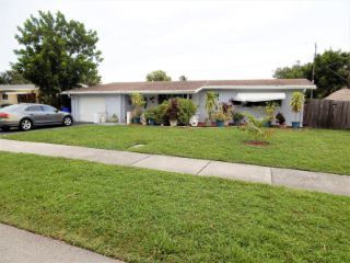 Foreclosed Home - 1172 SE 3RD TER, 33441