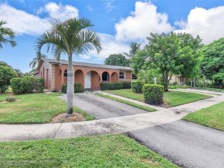 Foreclosed Home - 810 SW 14TH CT, 33441