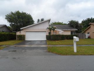 Foreclosed Home - 210 Nw37th Way, 33442