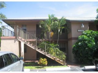 Foreclosed Home - 905 D SOUTHRIDGE RD # 202, 33444