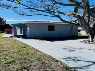 Foreclosed Home - 717 NW 4TH ST, 33444