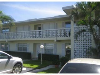 Foreclosed Home - 1120 BOXWOOD DR APT 104, 33445
