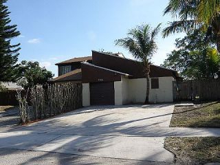 Foreclosed Home - 4964 NW 5TH ST, 33445