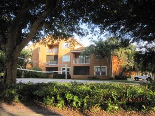 Foreclosed Home - 1825 Palm Cove Blvd Apt 2, 33445