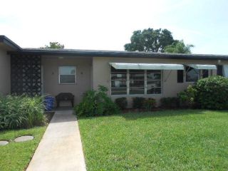 Foreclosed Home - 1067 CIRCLE DR APT B, 33445