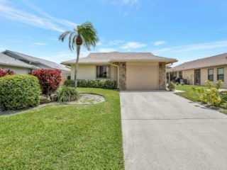 Foreclosed Home - 2390 NW 15TH ST, 33445