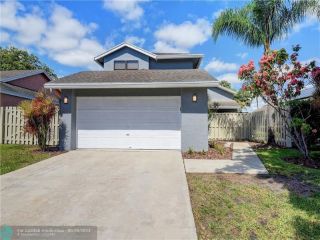 Foreclosed Home - 1030 NW 19TH TER, 33445