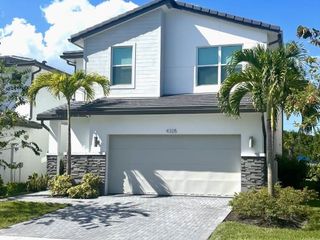 Foreclosed Home - 4325 SYLVESTER PALM DR, 33445