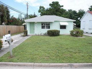 Foreclosed Home - 1252 18th Ave N, 33460