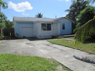 Foreclosed Home - 1506 N D St, 33460