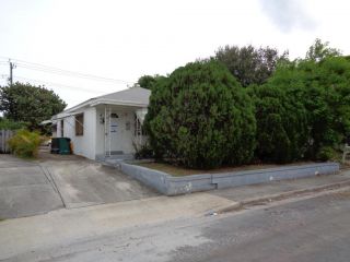Foreclosed Home - 420 N F St, 33460