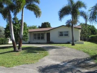 Foreclosed Home - 6816 WESTVIEW DR, 33462