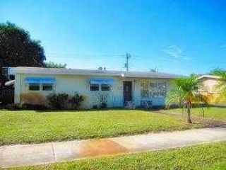 Foreclosed Home - 1414 W Mango St, 33462