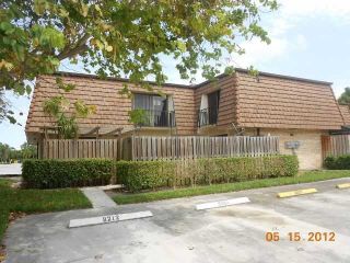 Foreclosed Home - 1101 11TH LN, 33463
