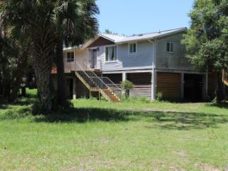 Foreclosed Home - 3509 C RD, 33470