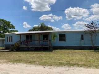Foreclosed Home - 1094 GULF ST, 33471