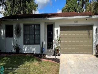 Foreclosed Home - 6361 MOONSTONE WAY, 33484