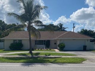 Foreclosed Home - 269 NW 12TH AVE, 33486
